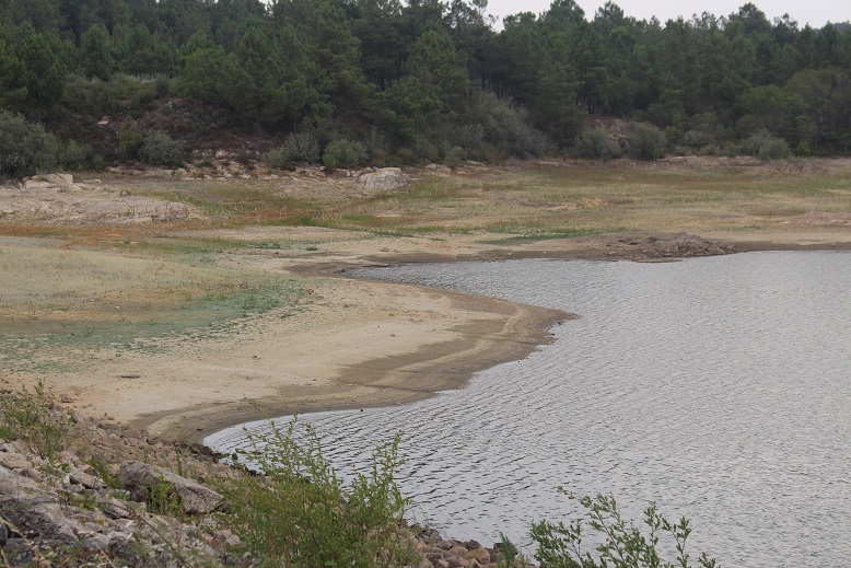 Deputados do Unidos por Carrazeda querem solução para falta de água no concelho