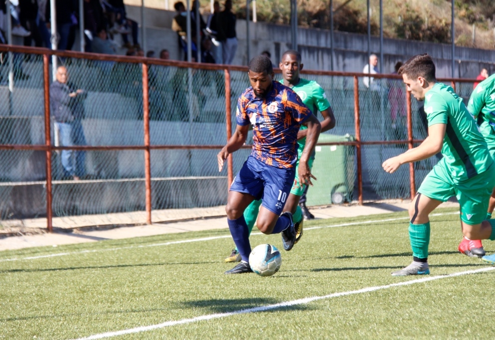 Futebol: Lico isola-se na liderança da lista de melhores marcadores do distrital