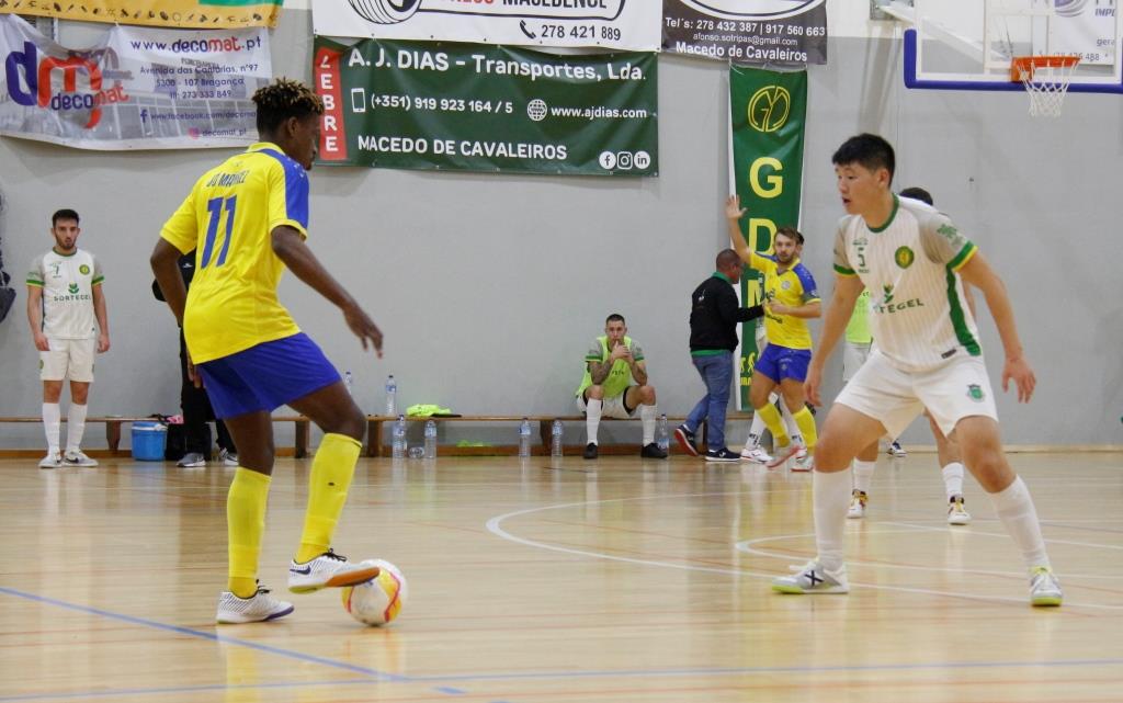 Futsal: Macedense vende cara a derrota