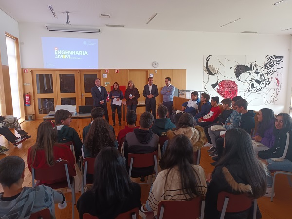 Falta de engenheiros leva Ordem até às escolas do Norte para sensibilizar jovens para a profissão