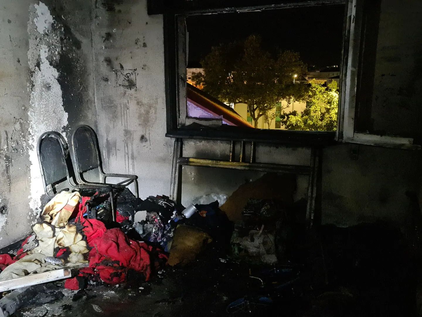 Incêndio destruiu apartamento de Mirandela e deixou família desalojada
