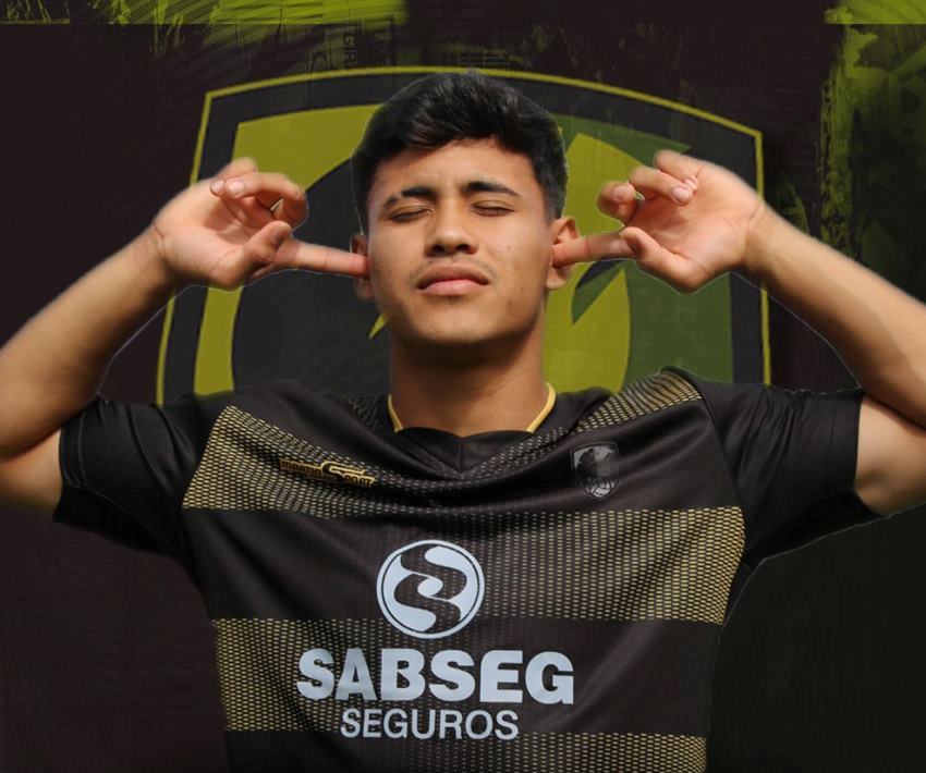 Futebol: Austing Arteaga o goleador dos Lusos MC SAD