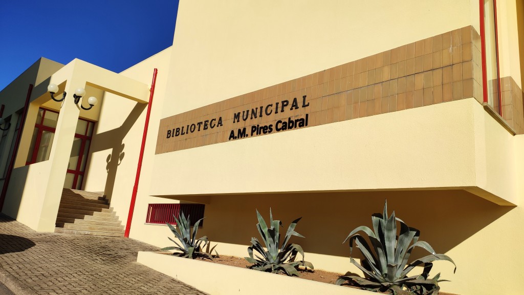 Biblioteca de Macedo integra agora a Rede Nacional de Bibliotecas Públicas