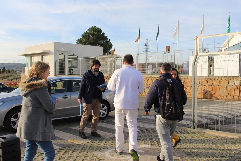 Deputados do PCP no Parlamento Europeu visitaram distrito e ouviram queixas dos baixos salários