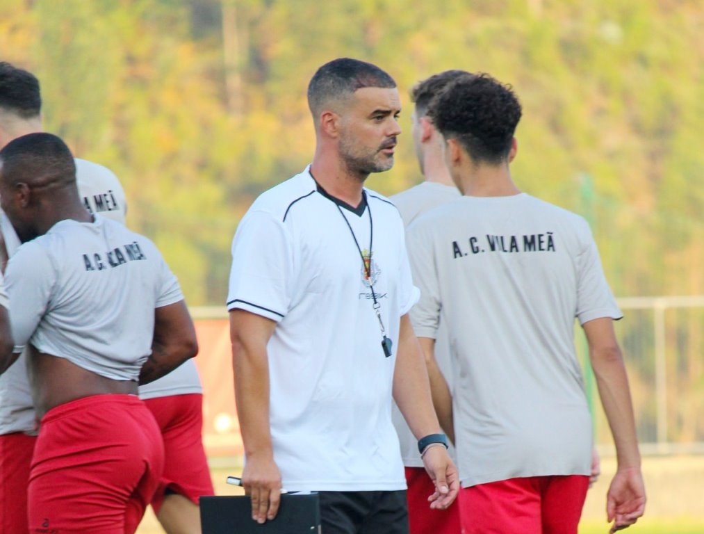 Futebol: Jogo com o Bragança é especial para Pedro Machado