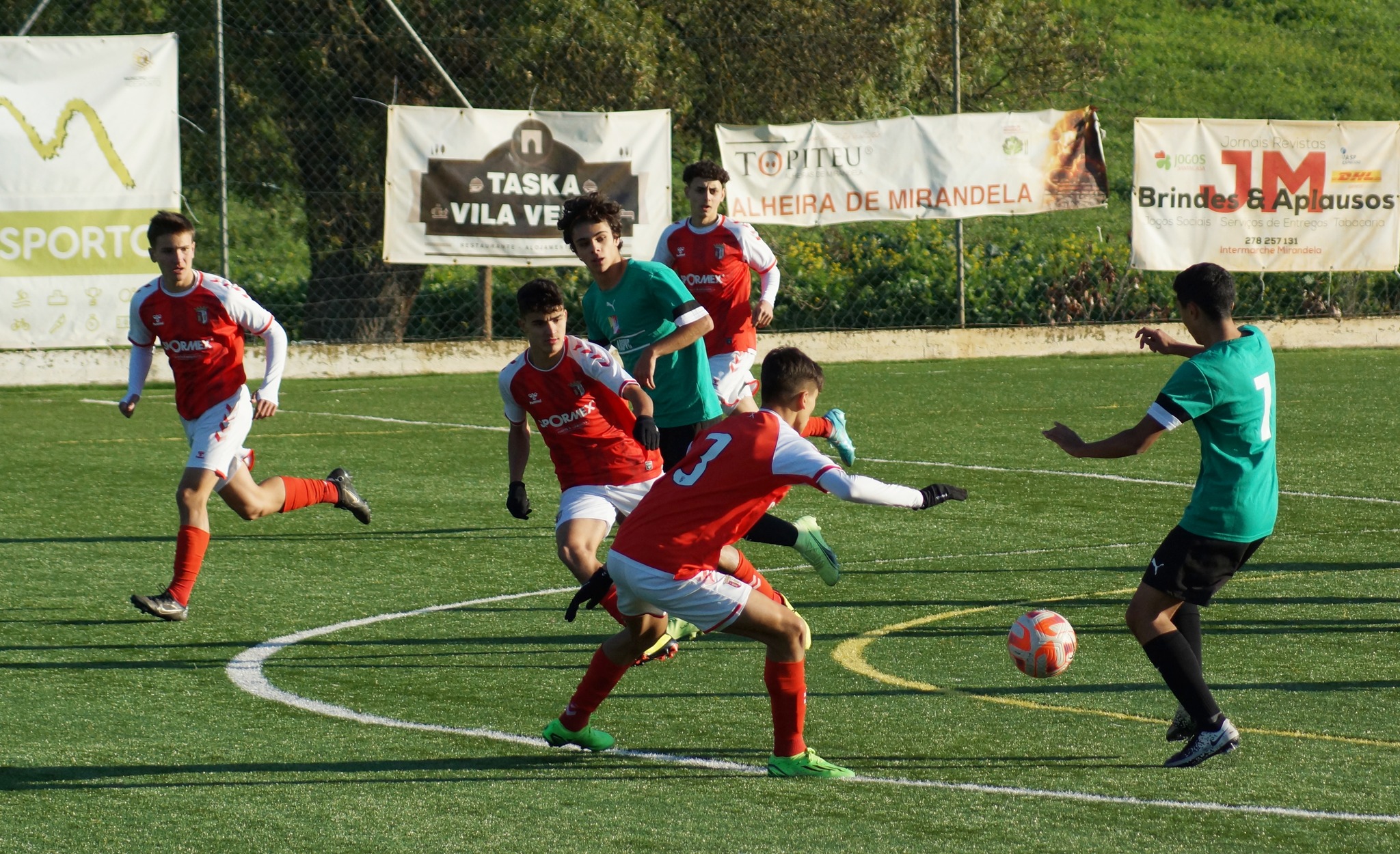 Vale do Conde vendeu cara a derrota