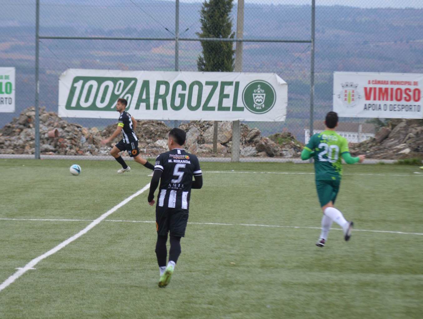 Futebol: Mirandela é campeão de Inverno