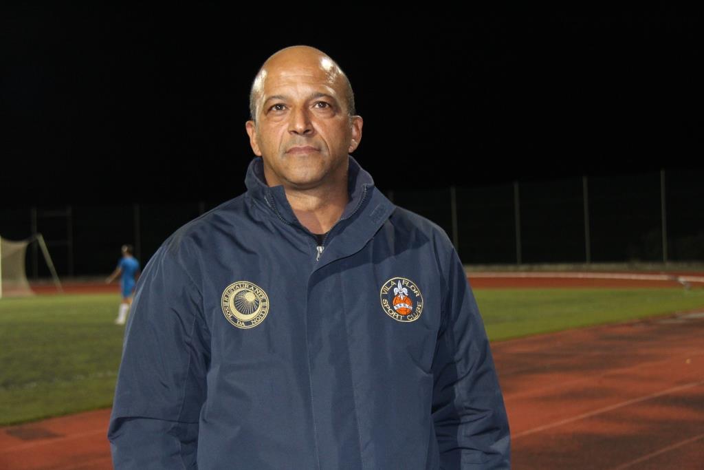 Futebol: Carlitos aguarda por reforços para o Vila Flor SC