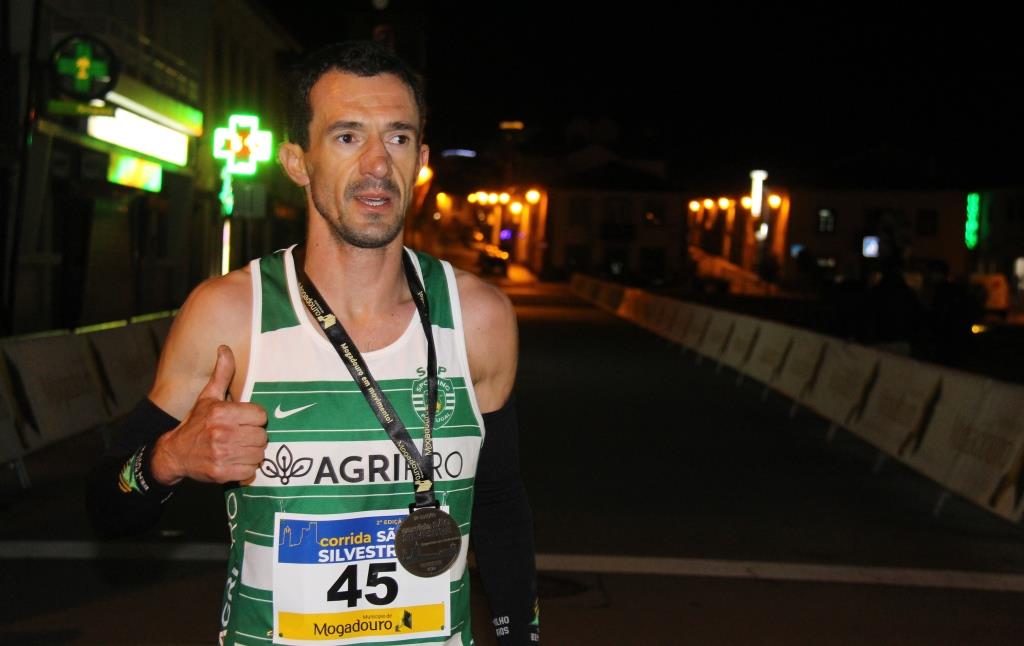 Atletismo: Cerca de 250 atletas correram na São Silvestre de Mogadouro com vitória de Rui Teixeira e Carla Martinho