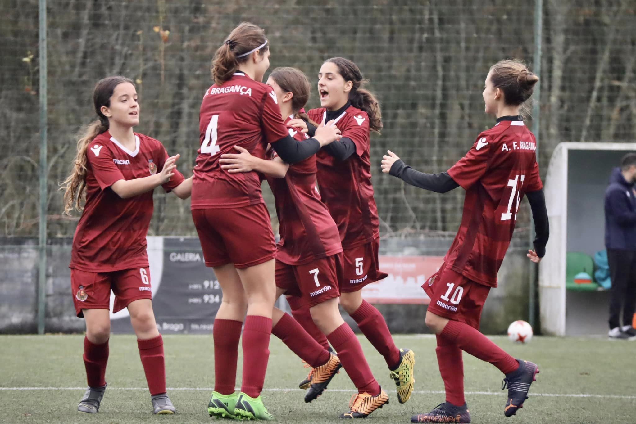 Brigantinas na máxima força para a fase zonal do Torneio Inter-associações