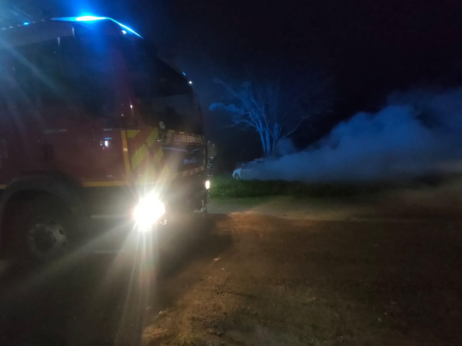 Detido jovem de 19 anos que terá incendiado veículos e contentores do lixo em Mirandela