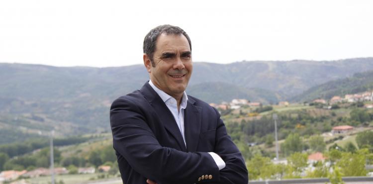 Carla Alves “nada tem a ver” com o processo judicial que envolve o marido