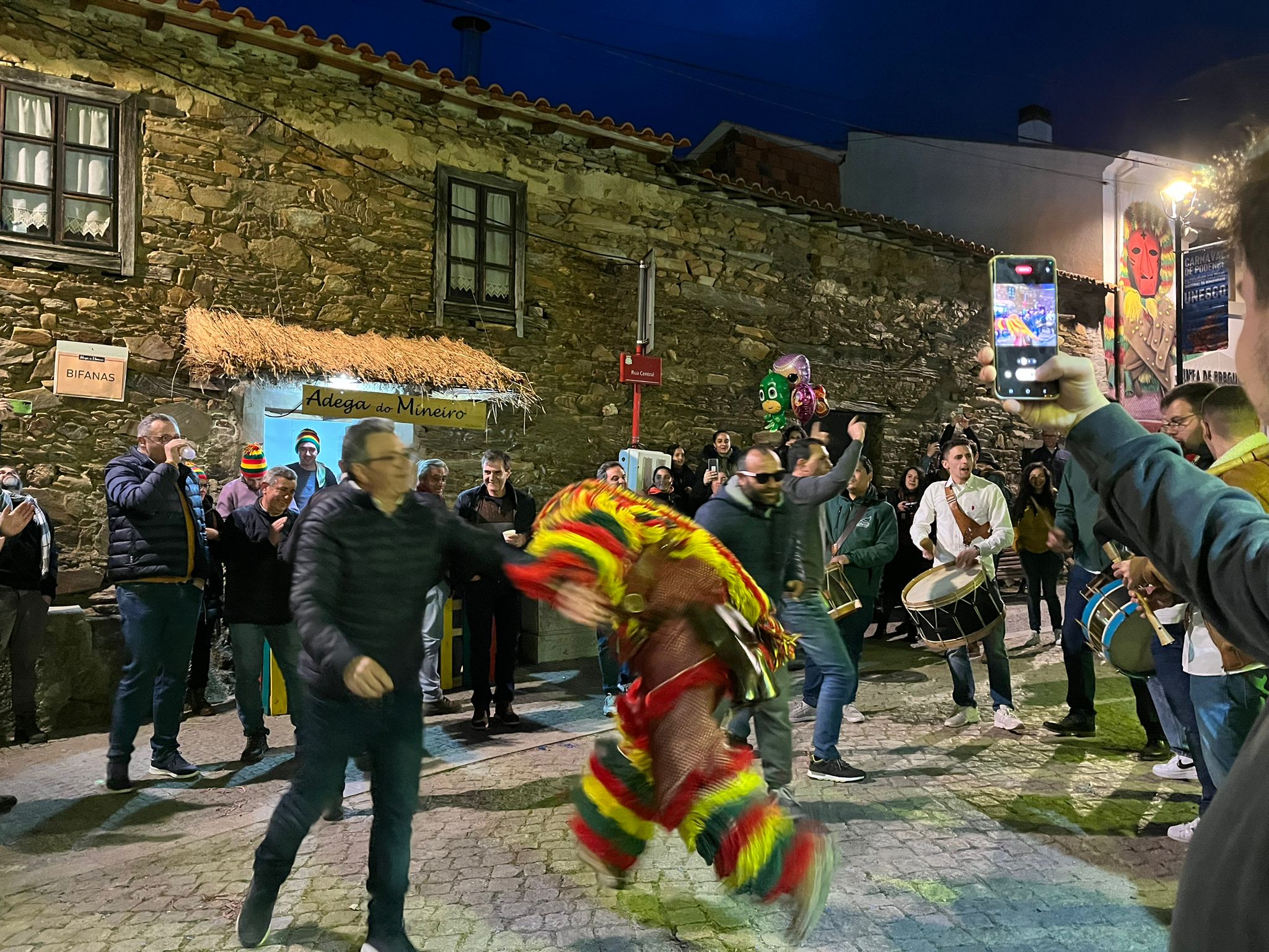 Podence voltou a encher-se de gente no Entrudo Chocalheiro