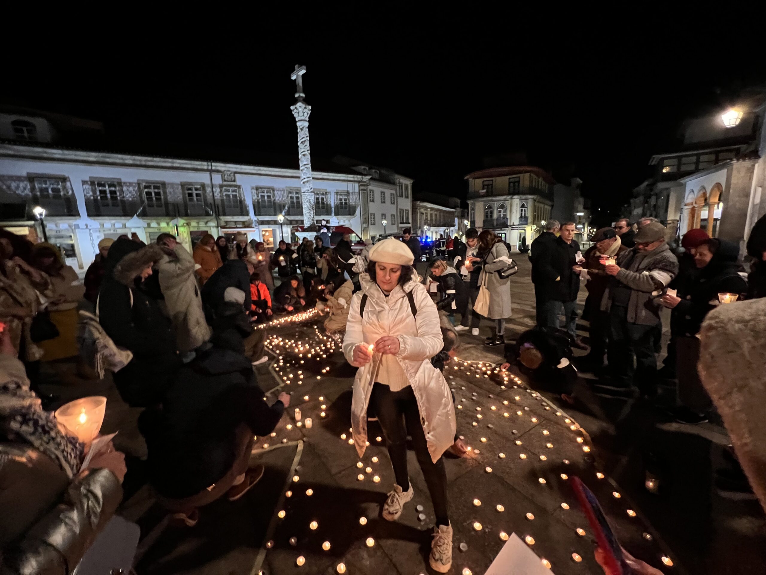 Ucranianos em Bragança assinalam um ano de guerra pedindo paz
