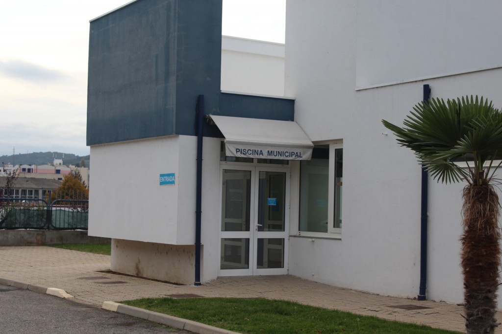 Piscina municipal coberta de Macedo de Cavaleiros deve reabrir em Março