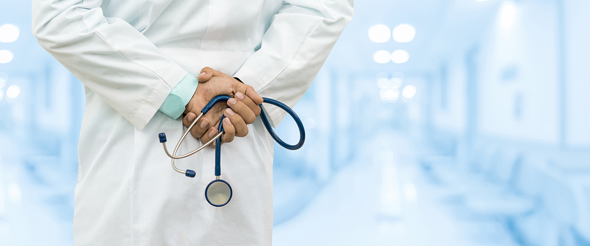 Programa “Mais Médicos” deveria abranger mais especialidades para colmatar falhas em Bragança