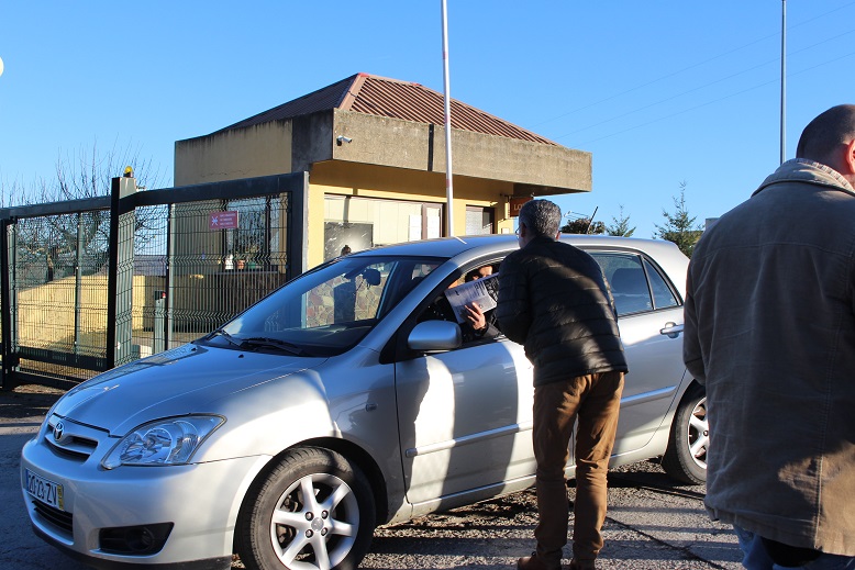 PCP de Bragança esteve na Sortegel a sensibilizar os trabalhadores para a importância de reclamar direitos