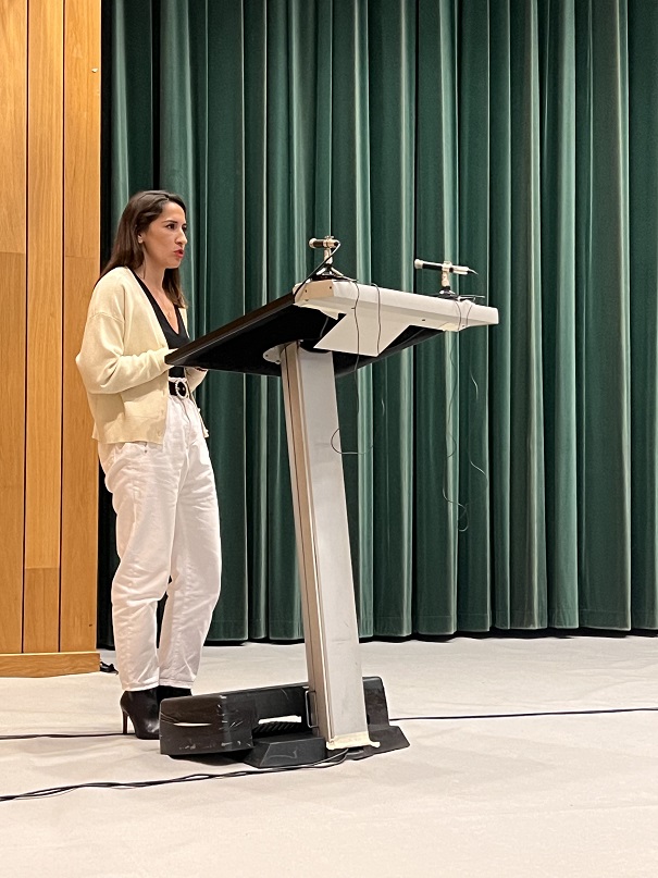 Ministra da Habitação veio à região explicar medidas de apoio à habitação mas escusou-se a prestar declarações aos jornalistas