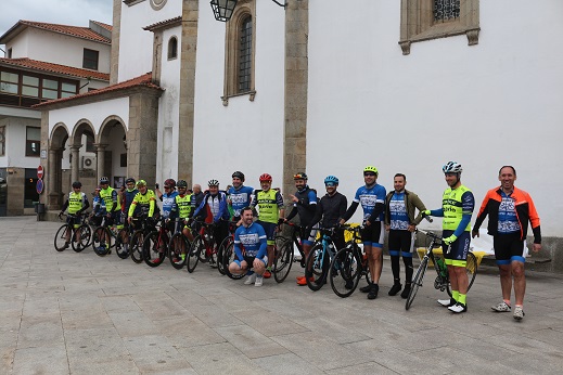 Grupo de espanhóis pedalou até Bragança para alertar para a prevenção do cancro do colón