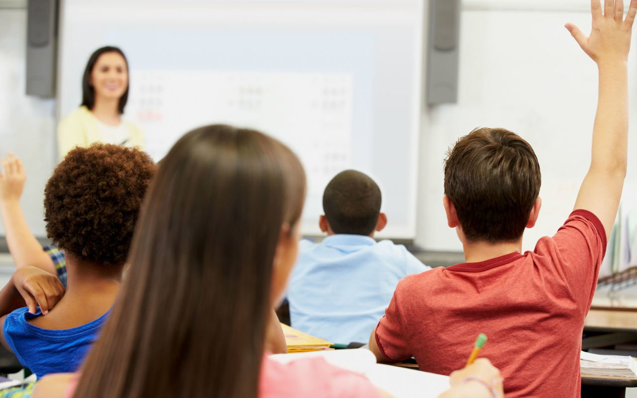 Câmara de Carrazeda de Ansiães atribuí 34 bolsas de estudo