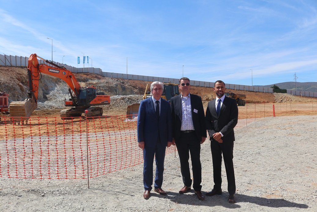 Empresa de tubos para cosméticos instala-se em Bragança e cria 60 postos de trabalho