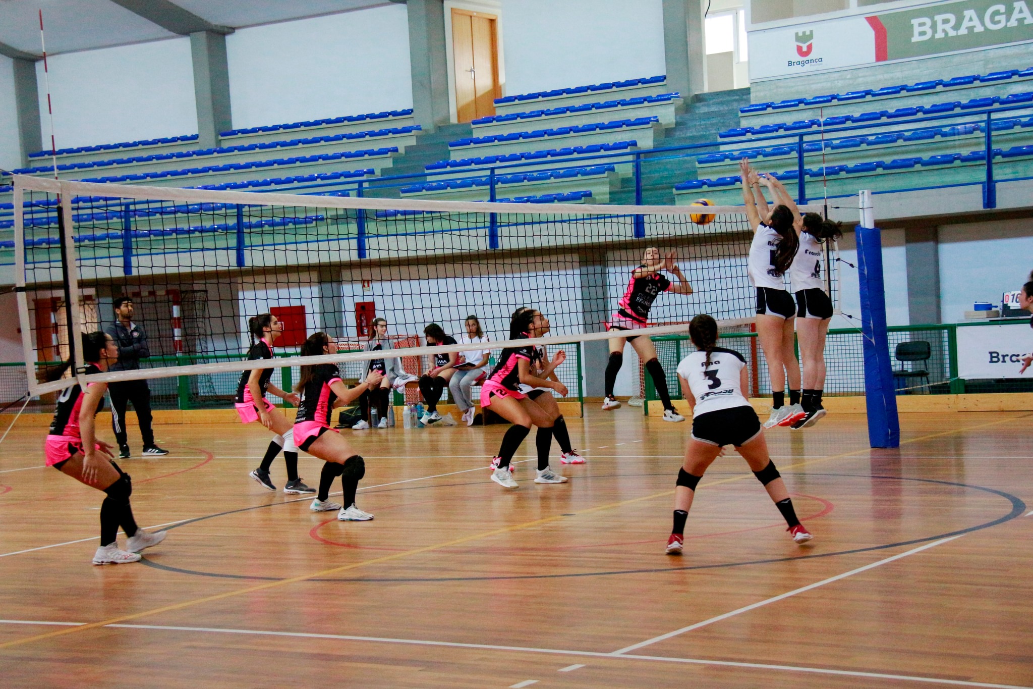 Voleibol: Clube Académico de Bragança despede-se do nacional de juvenis com derrota