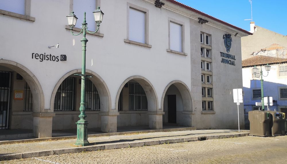 Greve dos funcionários judiciais encerrou tribunais no distrito