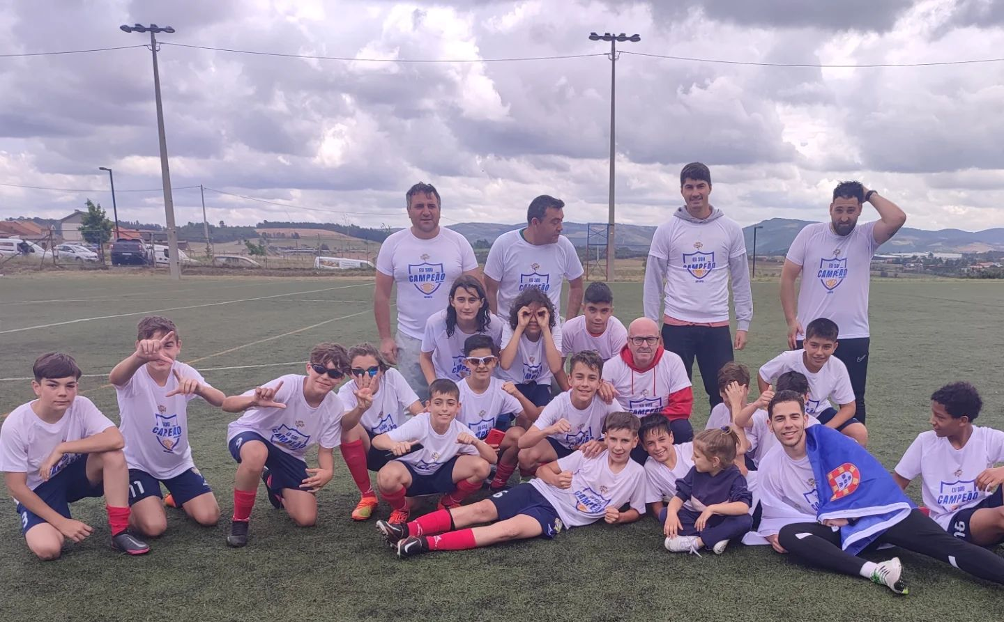 Futebol Clube Mãe d ´Água é campeão distrital de infantis