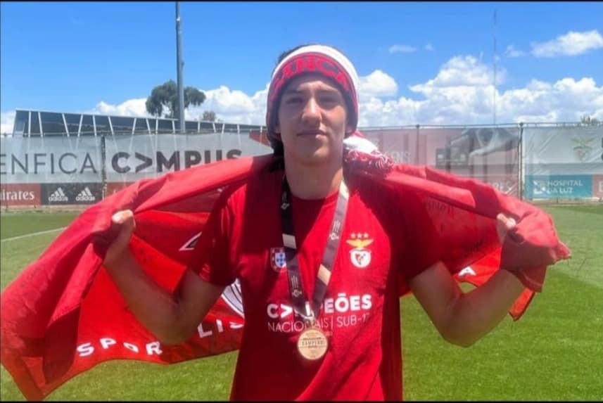 Futebol: Jogador brigantino é campeão nacional sub-17