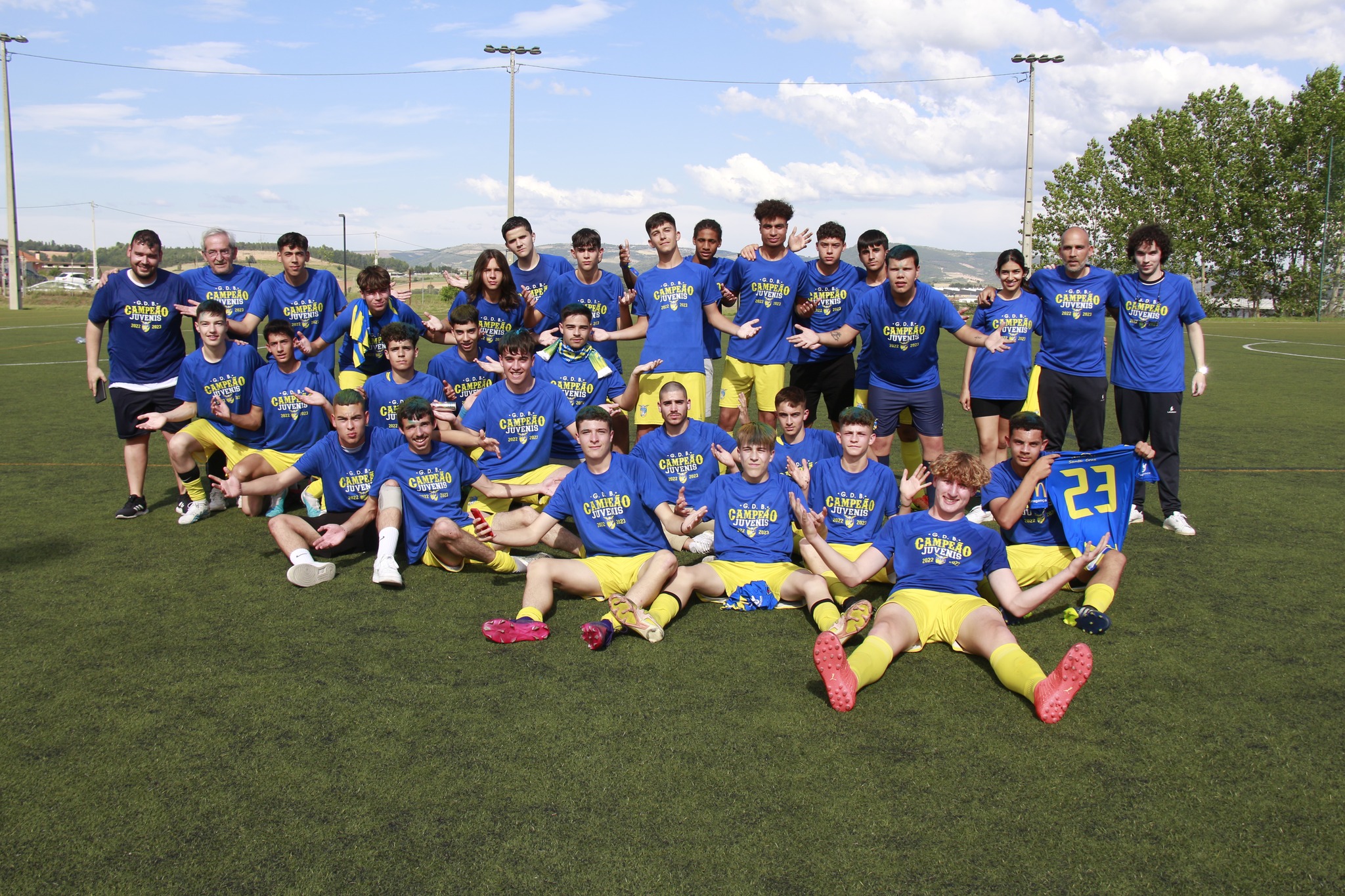 Futebol: Bragança conquista título distrital em juvenis