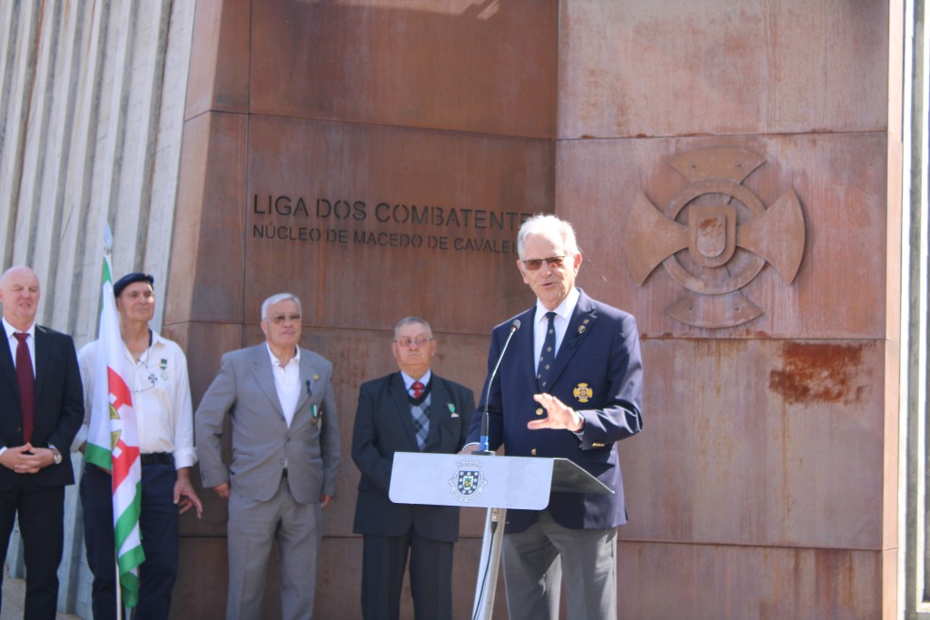 Combatentes queixam-se da falta de complemento de pensão e à saúde