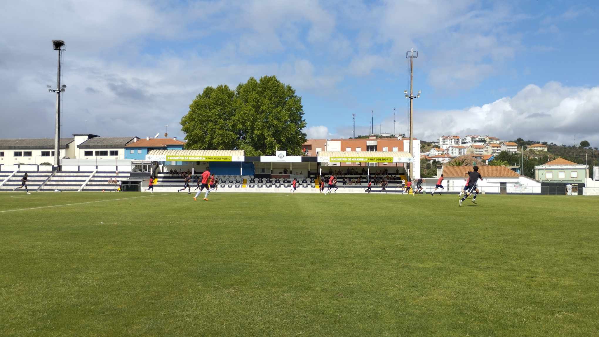 Futebol: Mirandela sofre derrota no primeiro teste da pré-época