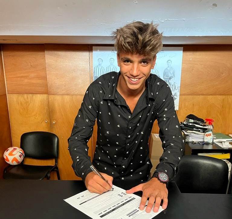 Futebol: Jogador brigantino reforça equipa sub-19 do Varzim SC