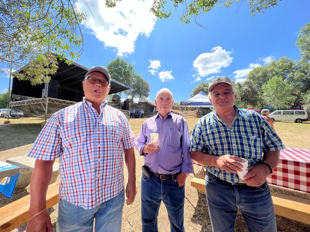 2600 pessoas rumaram ao Santuário de Nossa Senhora da Ribeira, em Quintanilha, para o 17º Encontro de Gerações