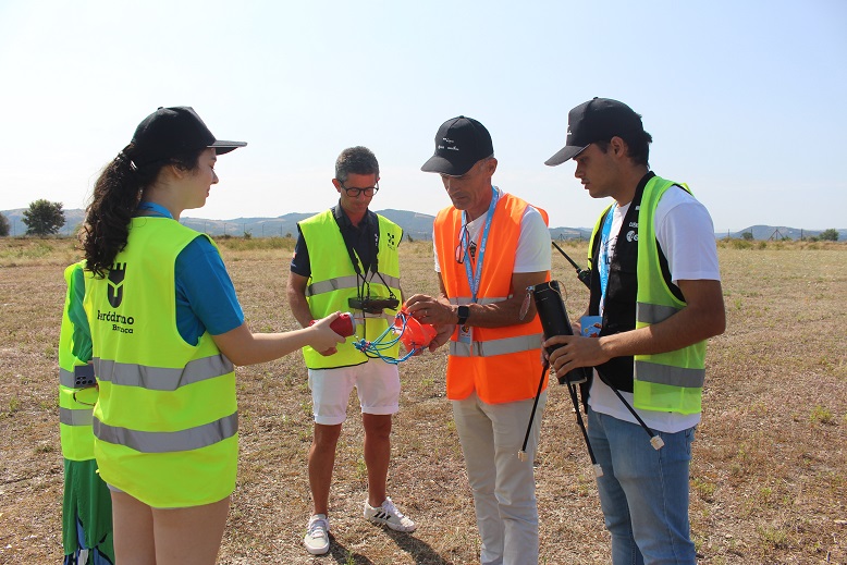 80 jovens de todo o país e ilhas estiveram em Bragança a lançar microssatélites em lata