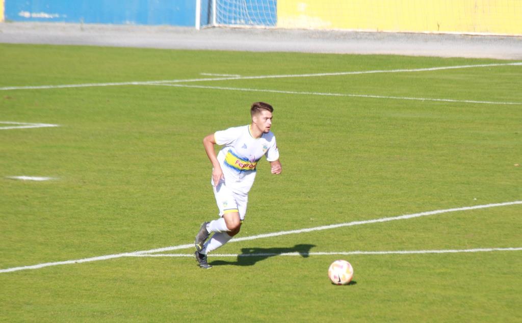 Pedro Miguel reforça eixo da defesa do GD Vilar de Perdizes