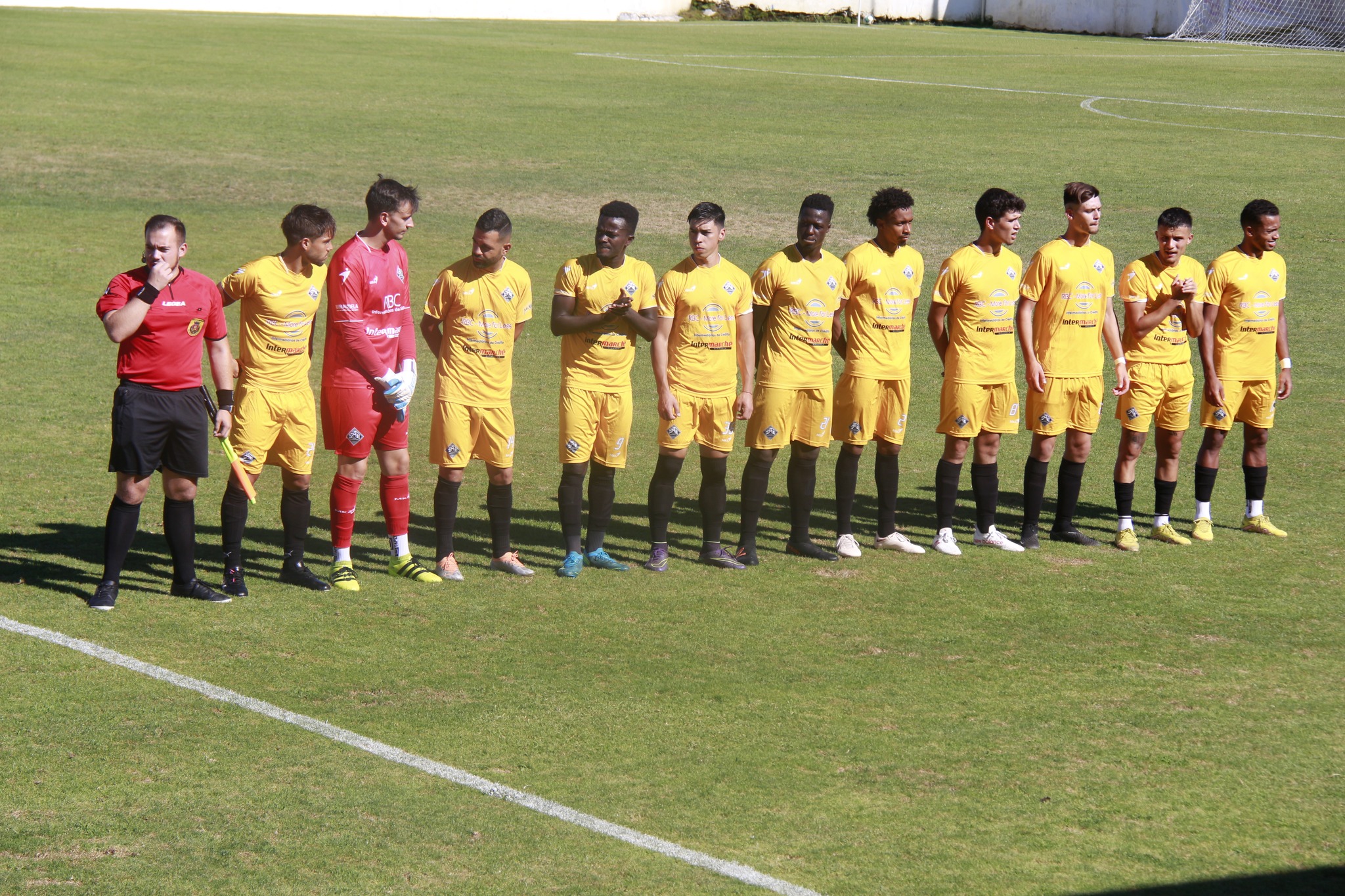 Futebol: Mirandela vence na apresentação aos sócios