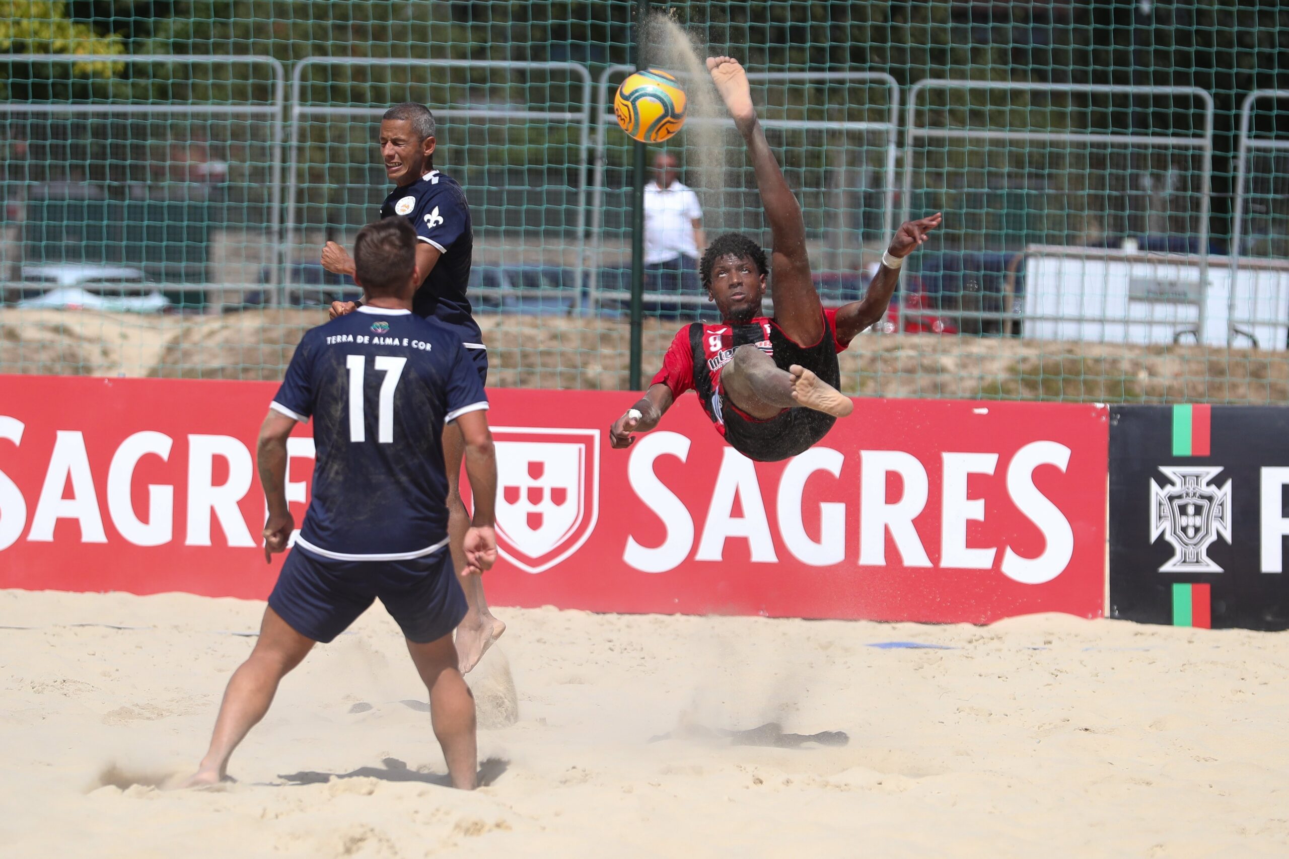 Futebol de Praia: Vila Flor SC perde jogo do título