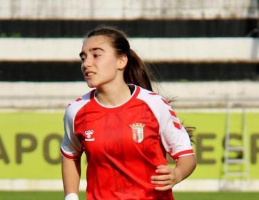 Futebol: Mirandelense Núria Guedes chamada à Selecção Nacional sub-16