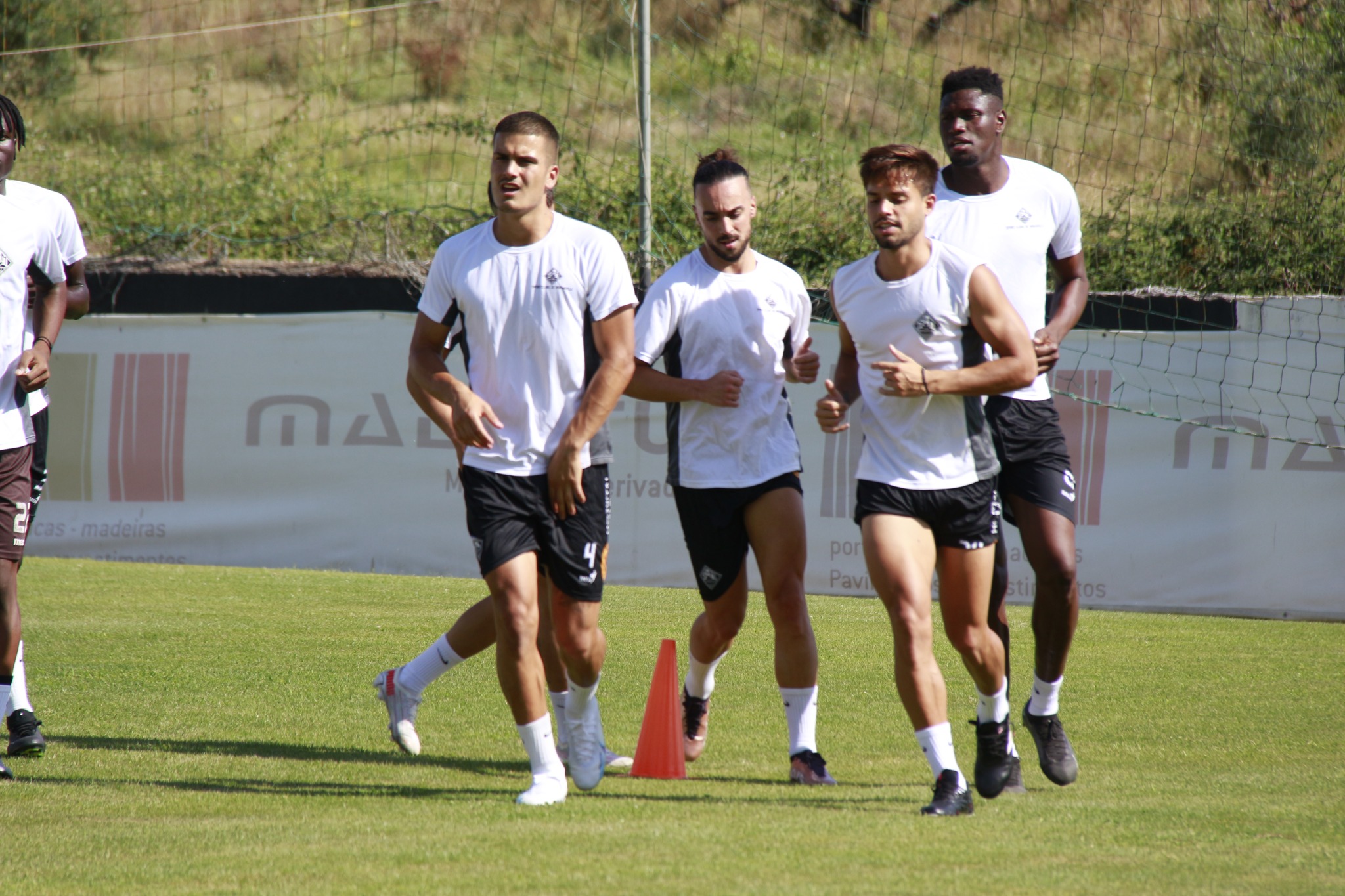 Futebol: Mirandela com motivação em alta para o embate com o Ribeirão