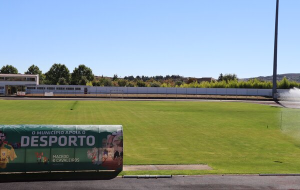 Futebol: Mirandela e Rebordelo disputam Supertaça Sílvio Carvalho
