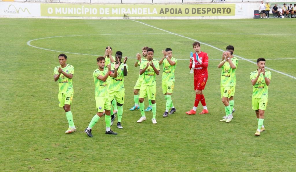 Futebol: Irulegui antevê jogo equilibrado frente ao Limianos