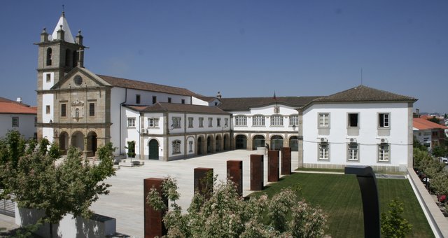 Município de Mogadouro apoia jovens universitários