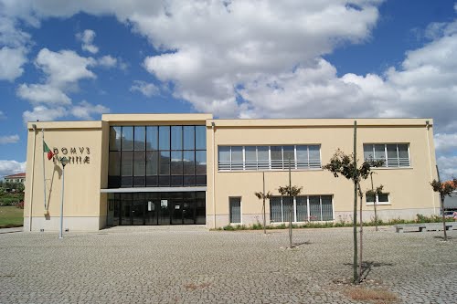 Greve de funcionários judiciais levou ao encerramento de tribunais na região