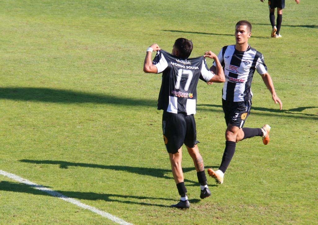 Vitória inequívoca e com nota artística