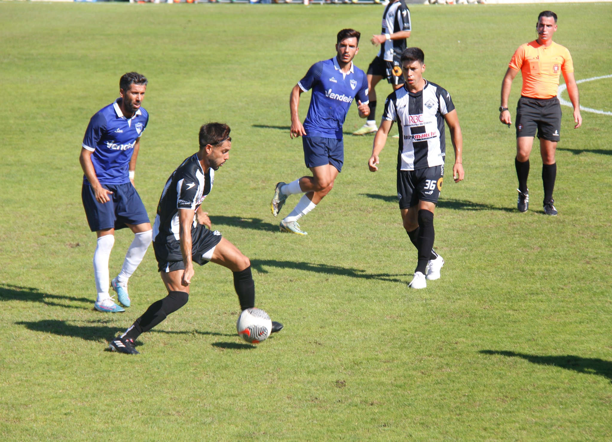 Futebol: Mirandela vence e convence