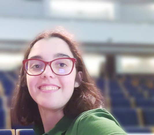 Brigantina Carolina Teixeira acabou secundário com média de 20 e arrecada prémio nacional