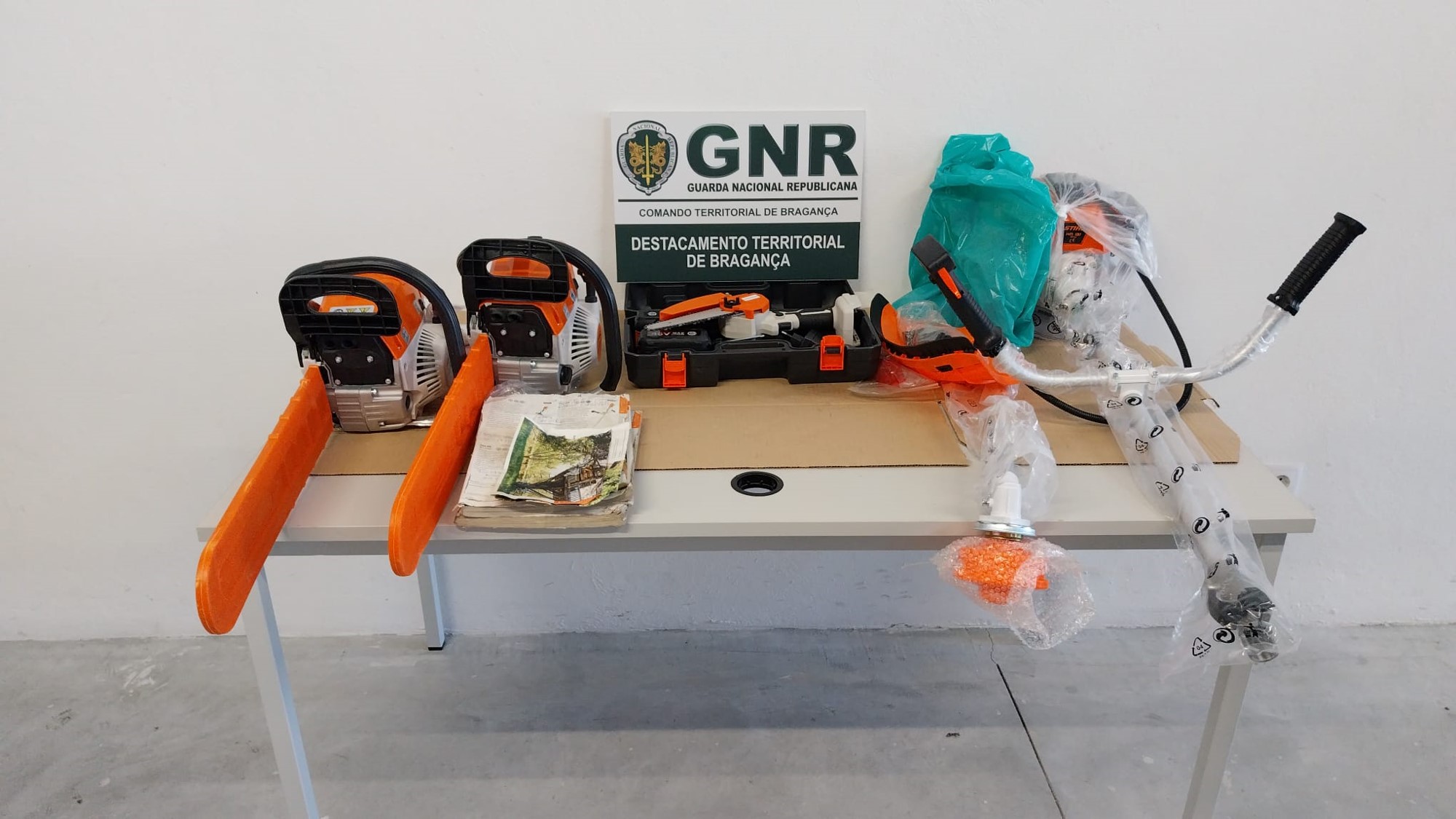 Constituído arguido por contrafação em Macedo de Cavaleiros