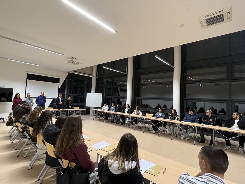 Câmara de Bragança apoia 66 jovens universitários com bolsa de estudos