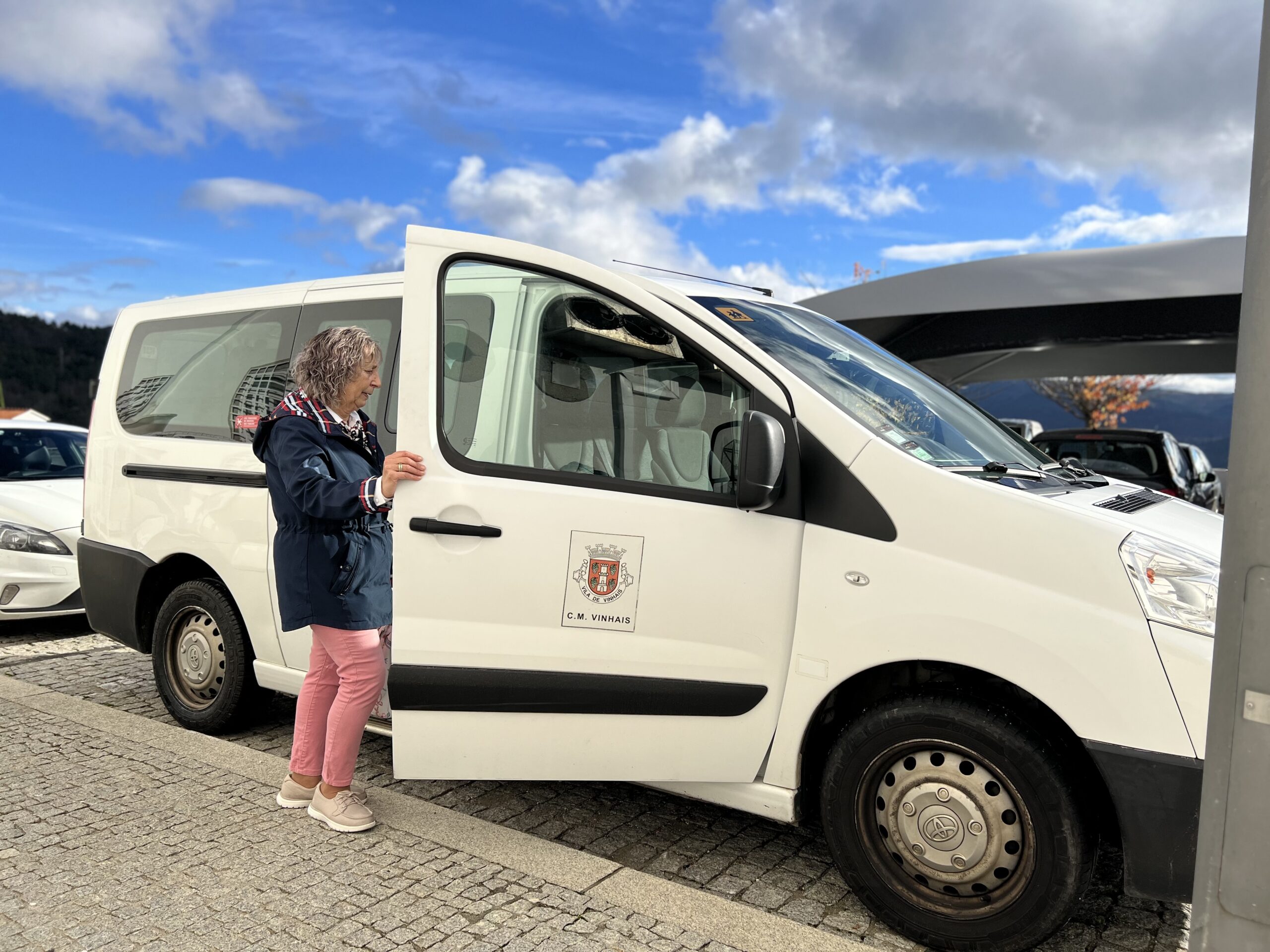 Transporte gratuito para tratamentos oncológicos já “salvou” muitos vinhaenses